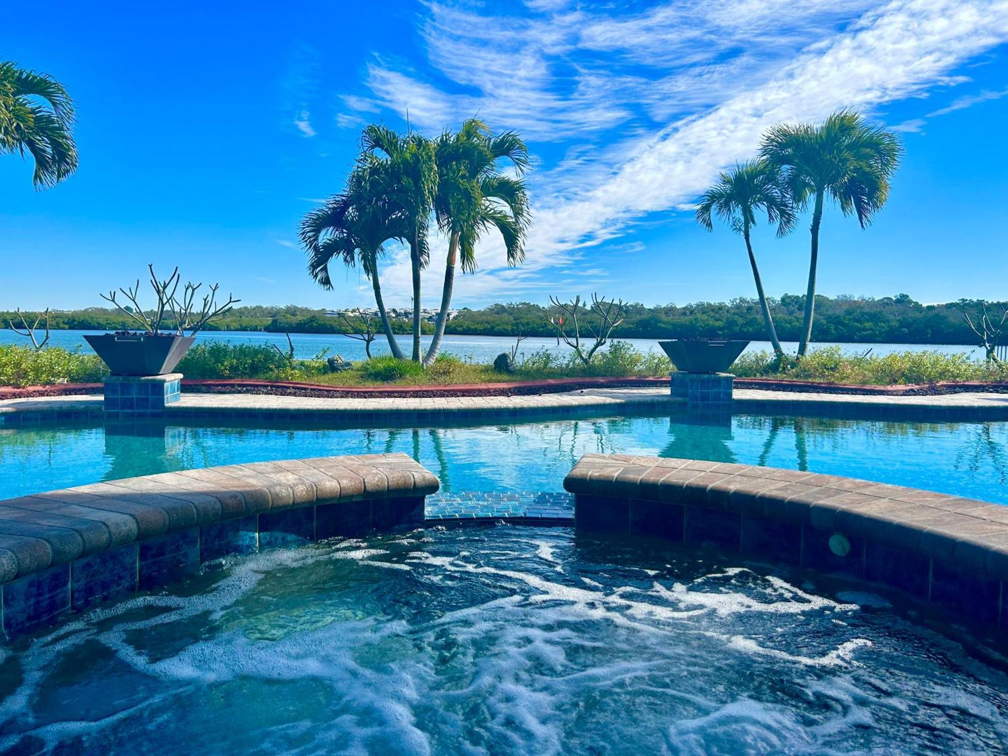 Guest Suite - Waterfront -Pool & Hot Tub- Walk To Beach Clearwater Beach Εξωτερικό φωτογραφία