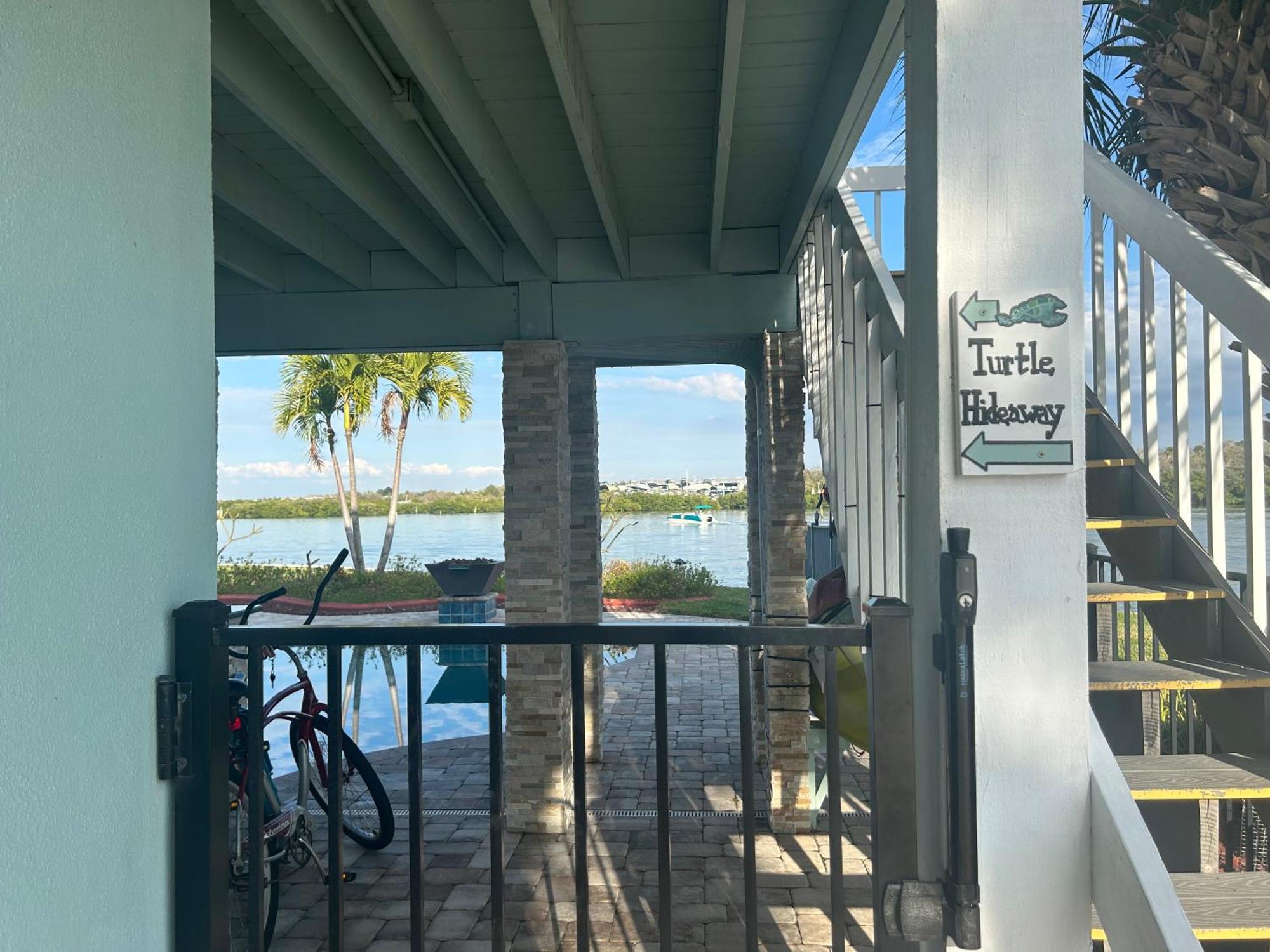 Guest Suite - Waterfront -Pool & Hot Tub- Walk To Beach Clearwater Beach Εξωτερικό φωτογραφία